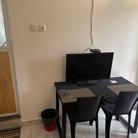 Mango Tree Budget Home Stay Homagama Экстерьер фото
